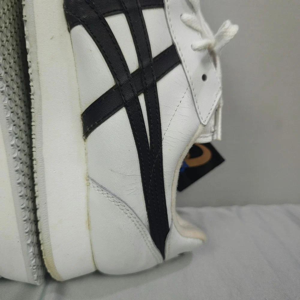 Vintage Asics Cheer Shoes Women 9.5 White Black Leather NCA Cheerleading